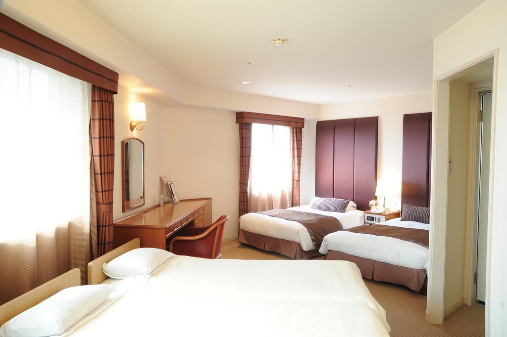 Hotel Yokohama Garden Luaran gambar