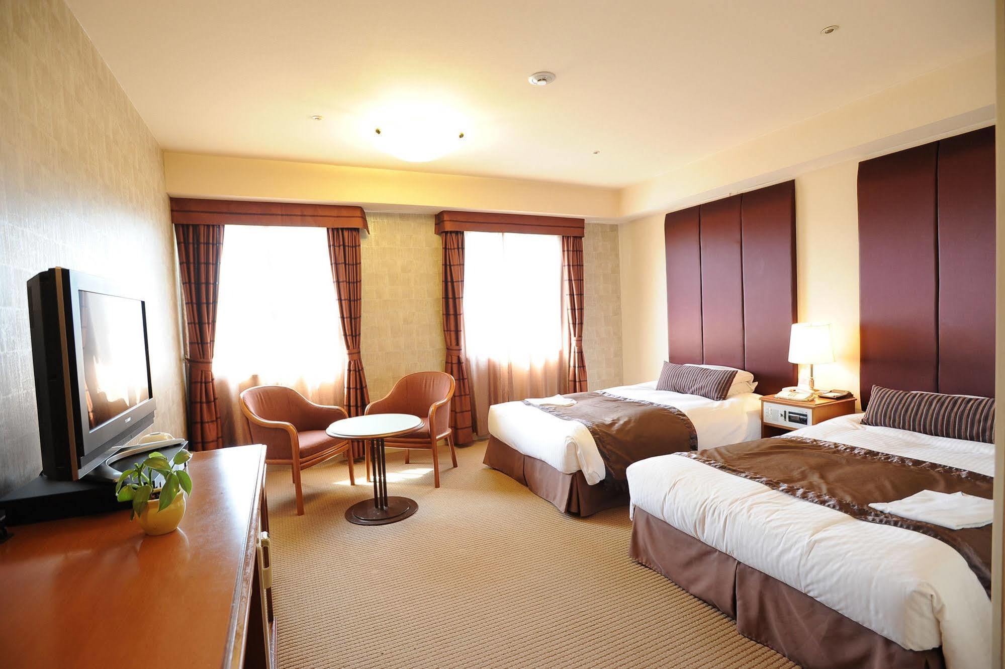 Hotel Yokohama Garden Luaran gambar