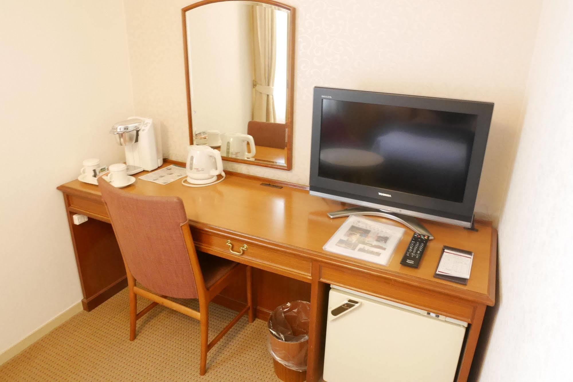Hotel Yokohama Garden Luaran gambar
